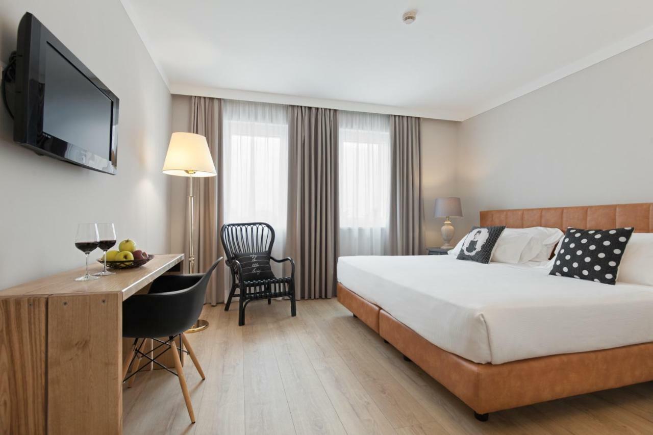 Hotel Leon D'Oro Rovereto  Eksteriør billede